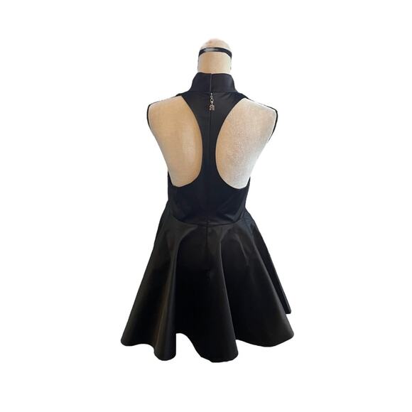 Rotate Faux Leather Sleeveless Mini Dress Mock Neck Size 6 New - Picture 4 of 12